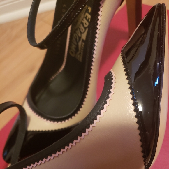 Brand New Salvatore Ferragamo Heels - Picture 7 of 10